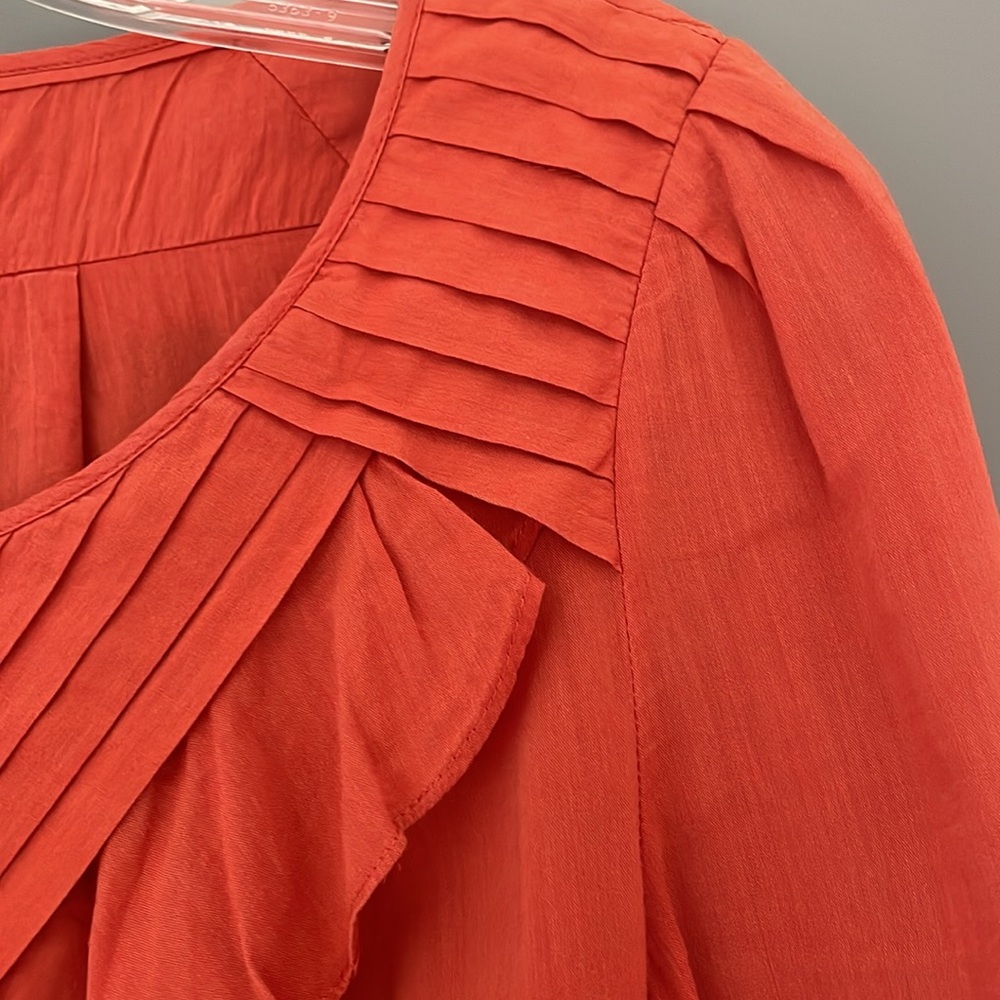 Anthropologie Vintage Ruffle Orange Top size 4 🤍